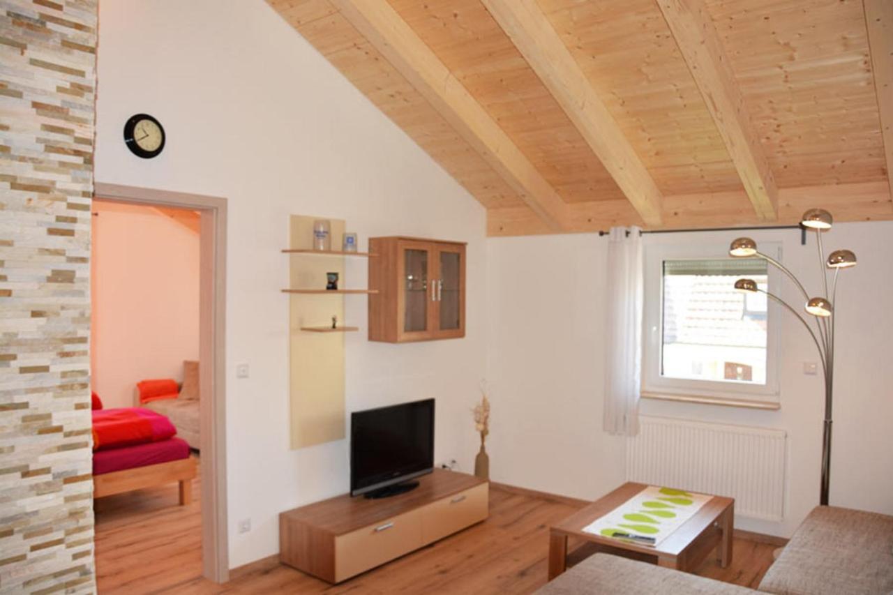 Appartment Vogel Ferienwohnungen Zirndorf Luaran gambar